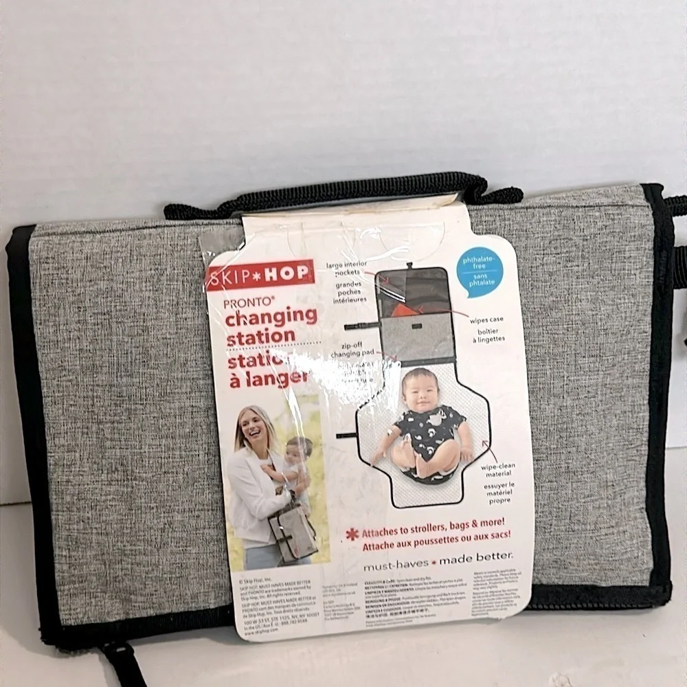 Skip hop 2 in 1 changing station gray melange NWT